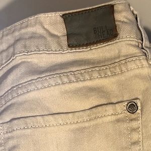 Bullhead khaki skinny jeans